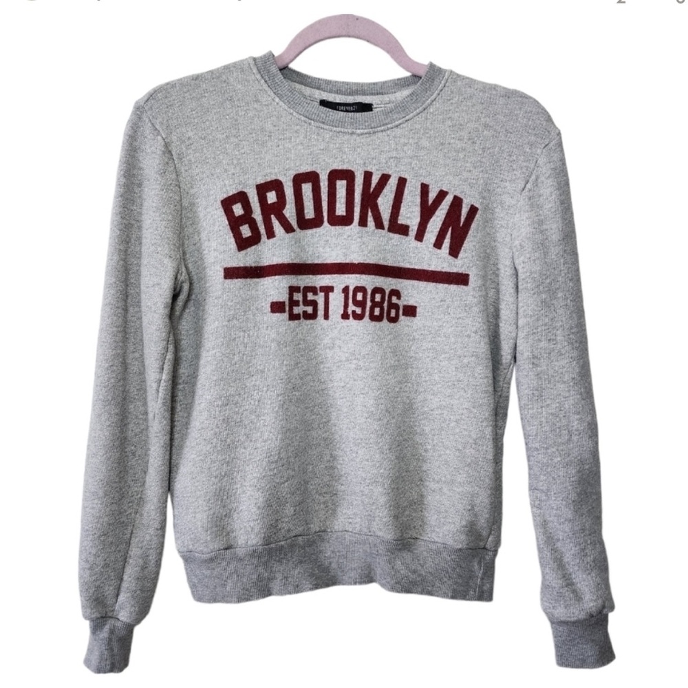 Forever 21 Brooklyn Logo Gray Pullover Size S